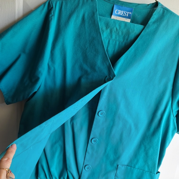 Scrub sets bundle 4 sets plus top & labcoat - Picture 2 of 8